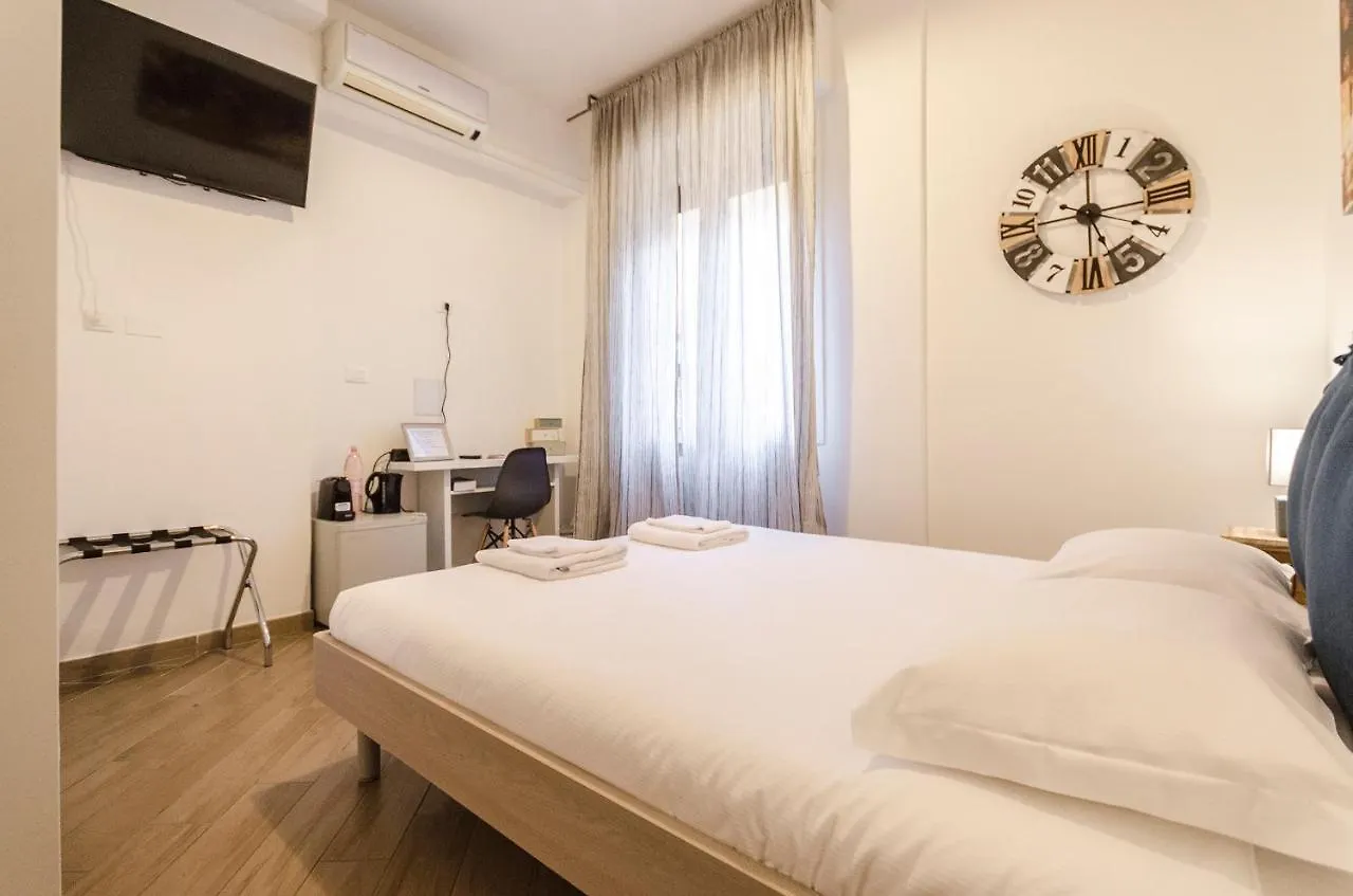 Galliera 61 Rooms Bologna Guest house